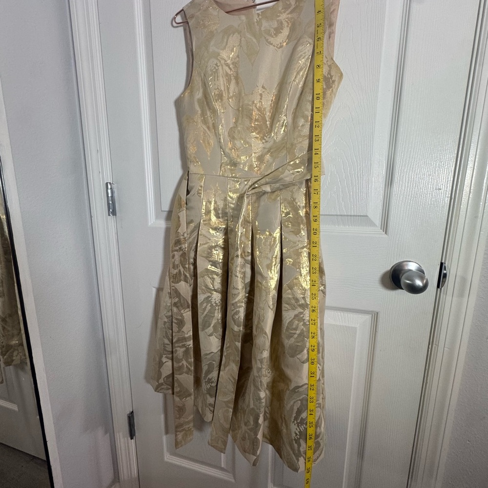 Tommy Hilfiger Gold Patterned Midi Dress - Picture 9 of 9
